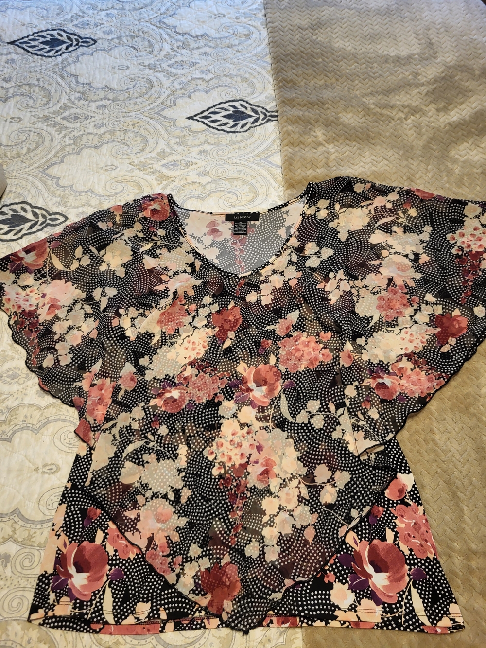 Le Mystere Floral V-Neck Blouse - Black with Pink Floral